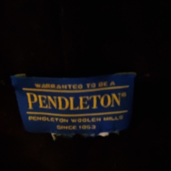 ♦️ SOLD Pendleton Chaparral Cape - Picture 8 of 8